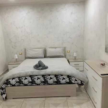 Crystal House-3